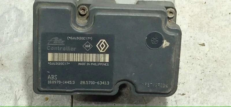 Блок ABS RENAULT MEGANE 2008-2014 476606747R 3