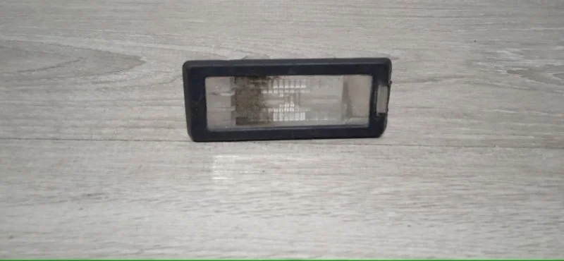 Подсветка номера RENAULT FLUENCE 2009-2013 8200013577 3