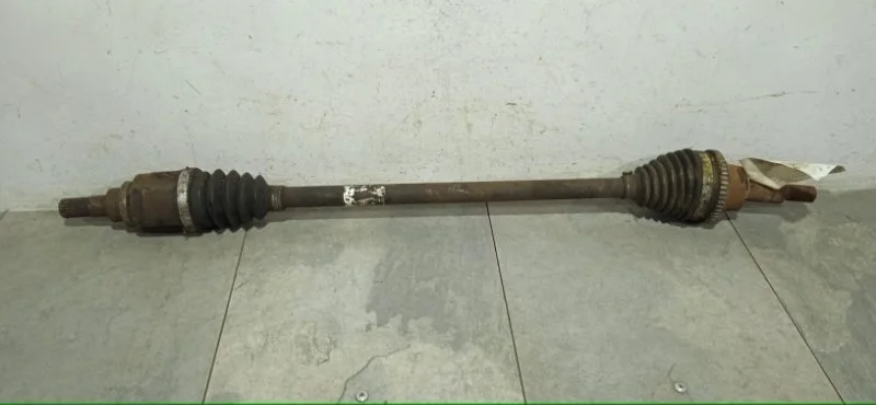 Привод RENAULT DUSTER 2010-2015 8200939996, задний