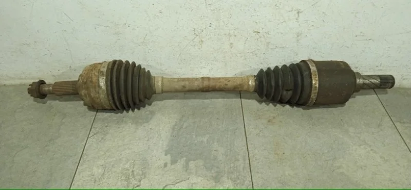 Привод RENAULT DUSTER 2010-2020 391015061R, передний левый