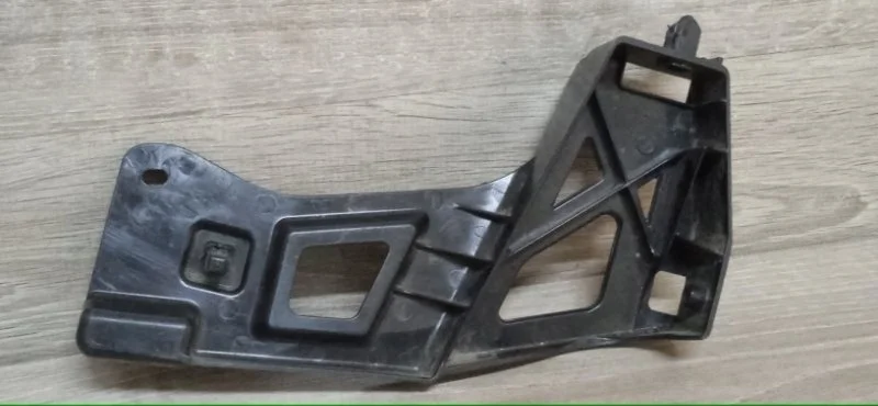 Кронштейн бампера LEXUS GS 2015-2019 5215630080 GRL10, задний левый