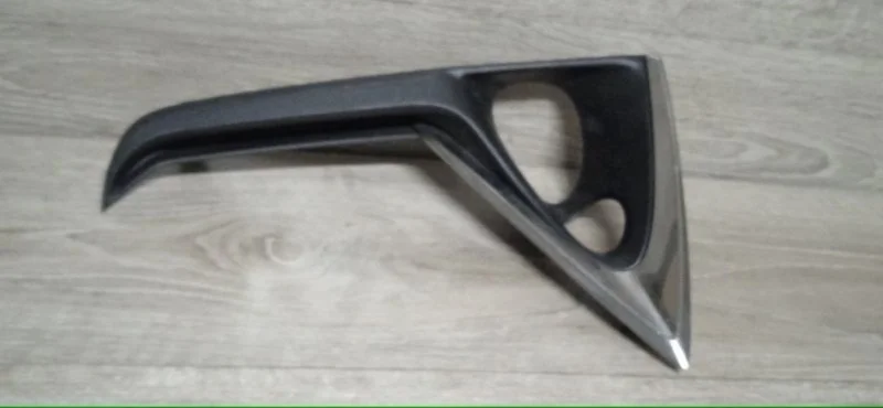 Накладка противотуманной фары LEXUS RX 2015-2020 8148148230 AGL25, передняя правая