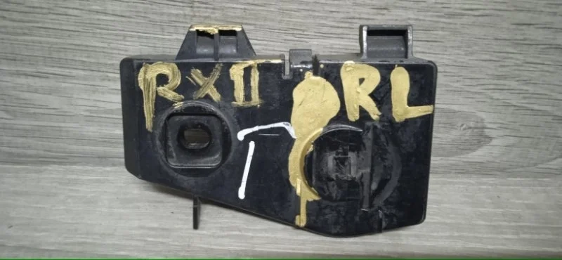 Кронштейн бампера LEXUS RX 2003-2008 5257648010, задний левый