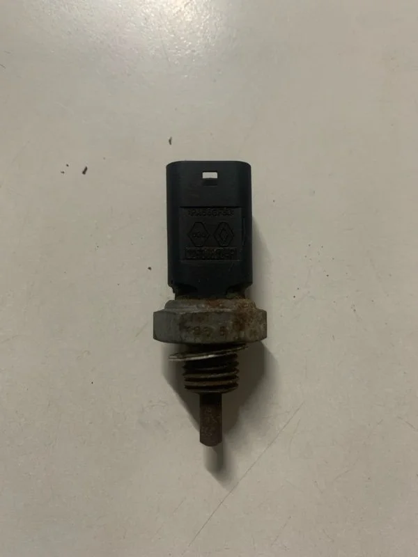 Датчик температуры охлаждающей жидкости RENAULT LOGAN 2004-2022 8200561449 СЕДАН