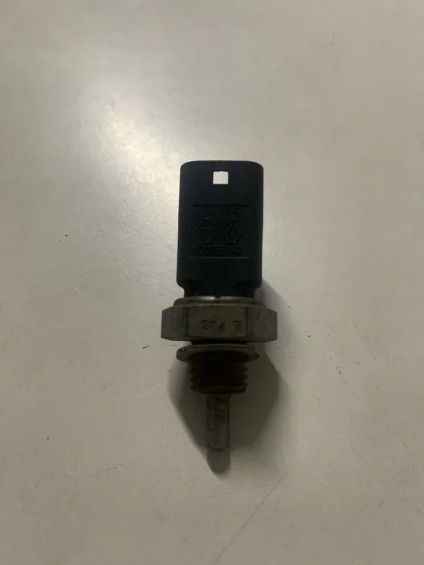 Датчик температуры охлаждающей жидкости RENAULT LOGAN 2004-2022 8200561449 СЕДАН