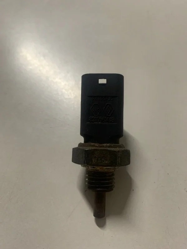 Датчик температуры охлаждающей жидкости RENAULT LOGAN 2004-2022 8200561449 СЕДАН