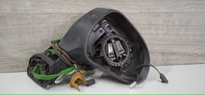 Зеркало заднего вида боковое PEUGEOT 308 2007-2015 8153NF T7, переднее правое