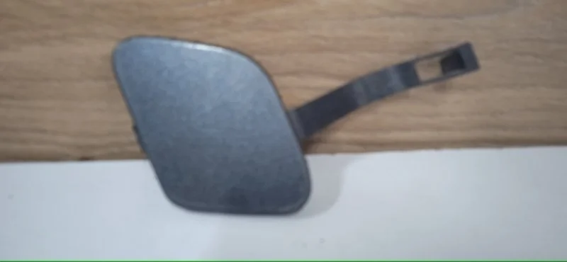 Заглушка буксировочного крюка PEUGEOT 308 2007-2015 9680443477 1, задняя