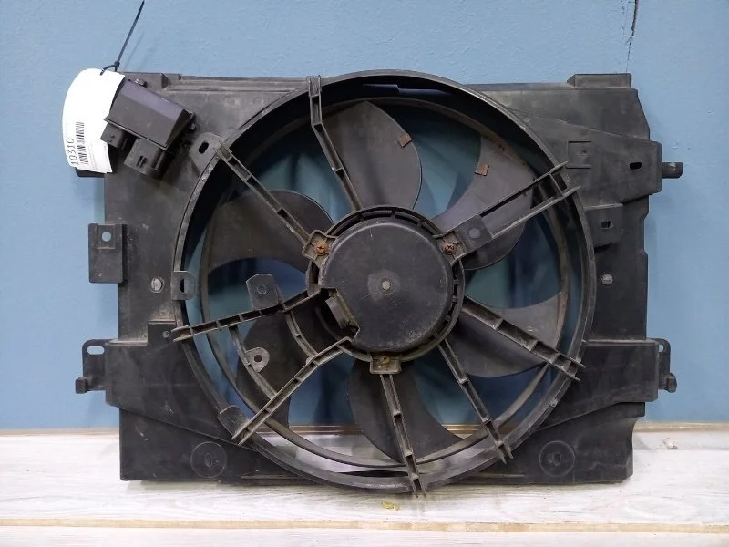 Дифузор вентилятора ДВС RENAULT KAPTUR 2019 214753416R H4M