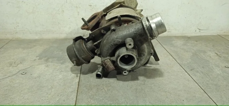 Турбина RENAULT SCENIC 2009-2012 54399700076 3 F9Q