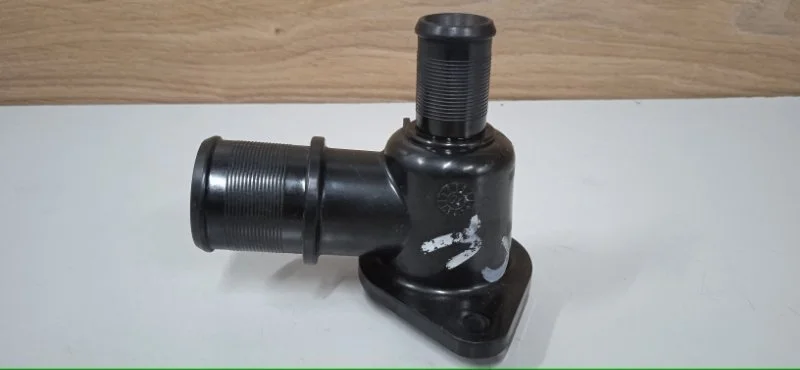 Фланец (тройник) системы охлаждения CITROEN C4 2004-2011 9627629080