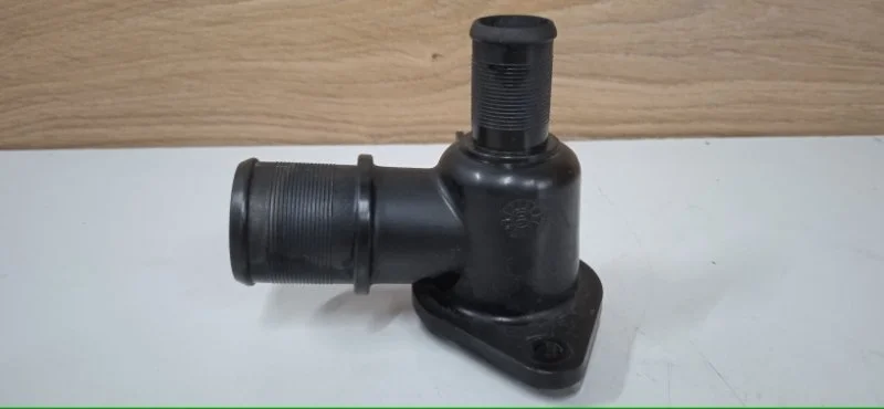 Фланец (тройник) системы охлаждения CITROEN C4 2004-2011 9627629080