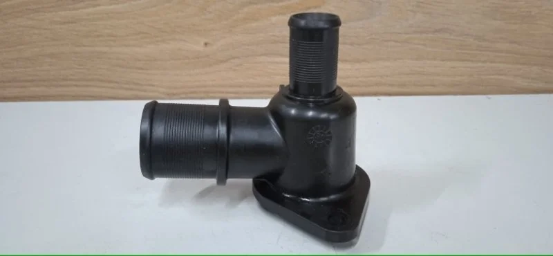 Фланец (тройник) системы охлаждения CITROEN C4 2004-2011 9627629080