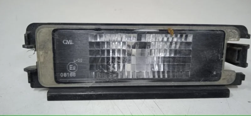 Подсветка номера RENAULT LOGAN 2004-2009 8200957874 1