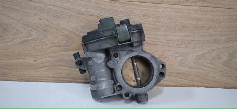 Дроссельная заслонка PEUGEOT 207 2006-2009 9647925480 1 ET3 KFU