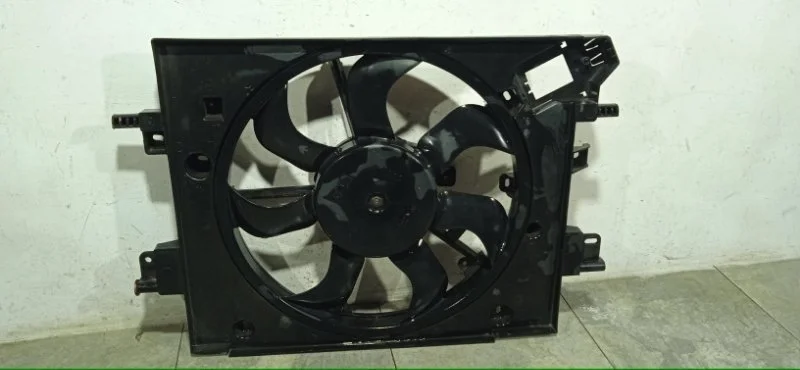 Вентилятор охлаждения радиатора RENAULT DUSTER 2018 214811897R H4M 430