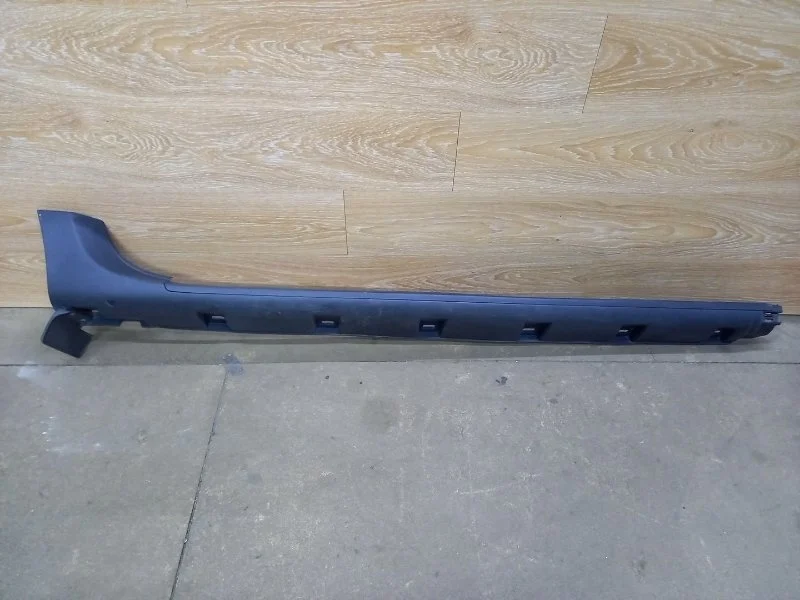 Накладка порога RENAULT DUSTER 2018 768506956R H4M 430, правая