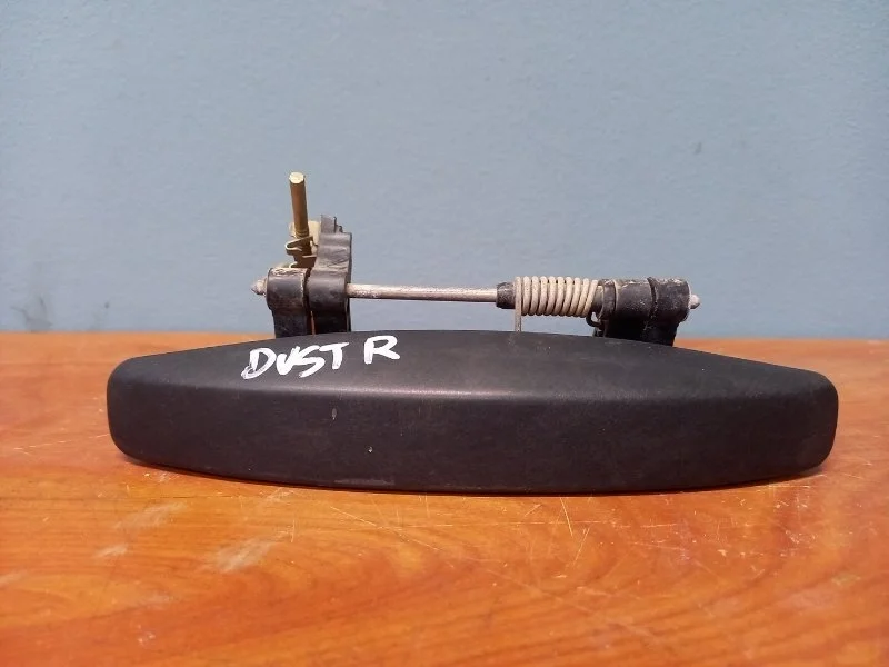 Ручка двери внешняя RENAULT DUSTER 2018 806068777R H4M 430, правая