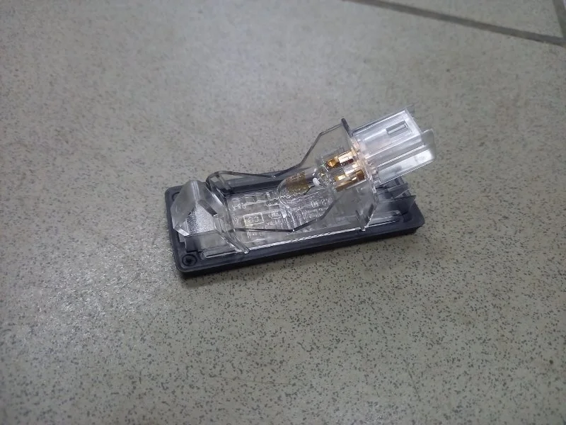 Плафон подсветки номера RENAULT FLUENCE 2008-2015 8200013577 1, задний