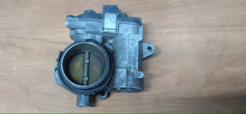Дроссельная заслонка PEUGEOT 307 2001-2008 9647925480 KFU