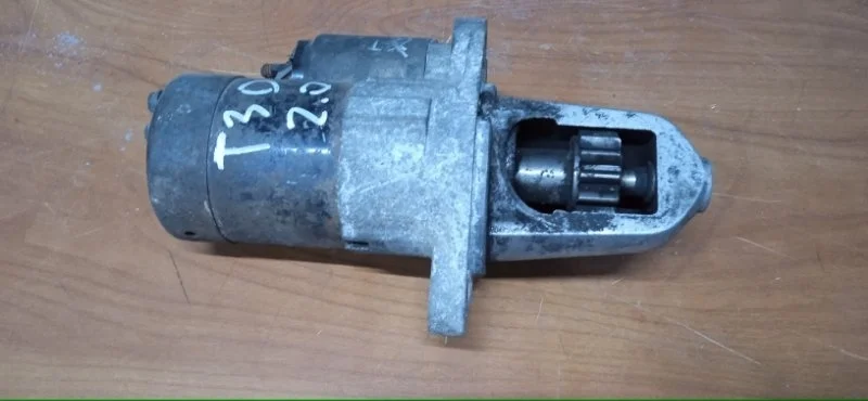 Стартер NISSAN X-TRAIL 2000-2007 233008H500 T30