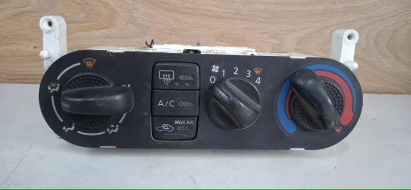 Блок управления климат-контролем NISSAN ALMERA 2000-2006 27510BN007 N16
