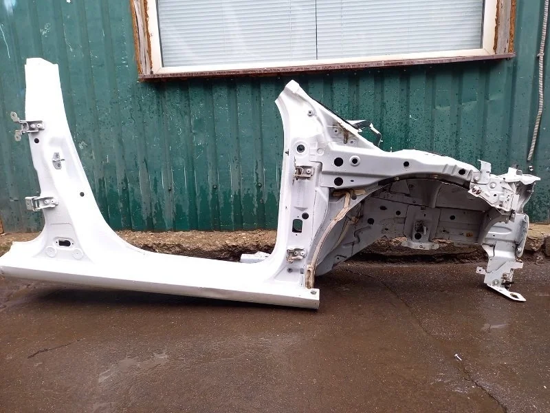 Лонжерон RENAULT MEGANE 2012 641002217R УНИВЕРСАЛ K9K 837, правый