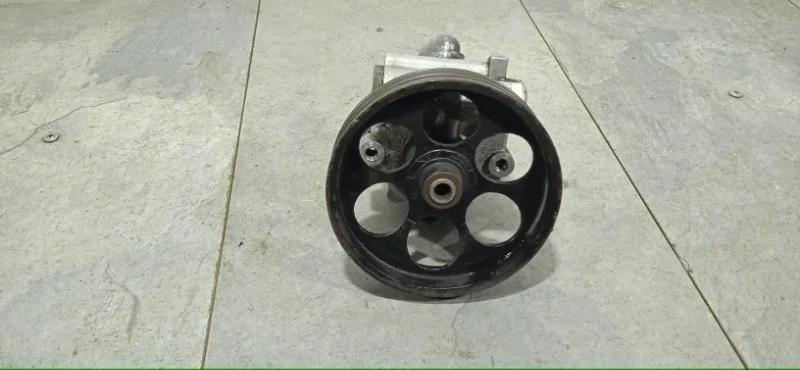 Насос гидроусилителя руля RENAULT DUSTER 2013 7613955617 F4R B403