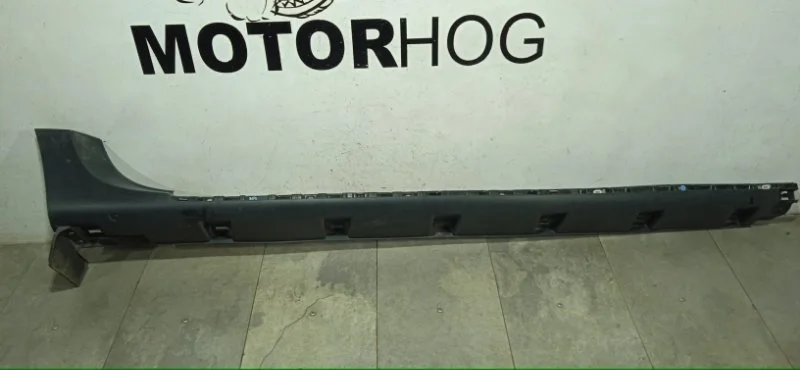 Накладка порога RENAULT DUSTER 2013 768506956R F4R B403, правая