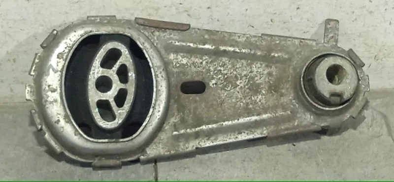 Опора двигателя RENAULT MEGANE 2008-2014 112380010R 3