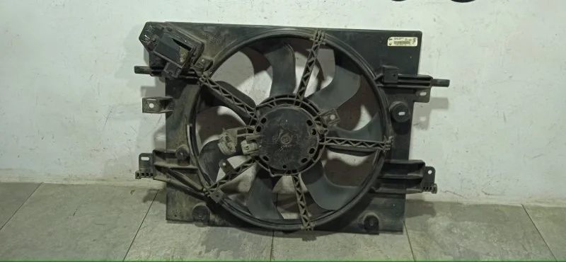Вентилятор охлаждения радиатора RENAULT LOGAN 2018 214811897R СЕДАН К4М