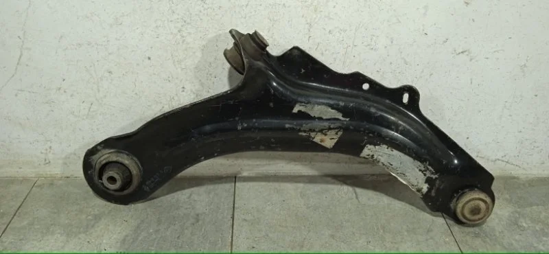 Рычаг передней подвески RENAULT MEGANE 2002-2009 545017775R 2, левый