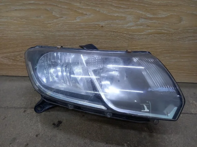 Фара галогеновая RENAULT LOGAN 2018 260105559R СЕДАН К4М, передняя правая