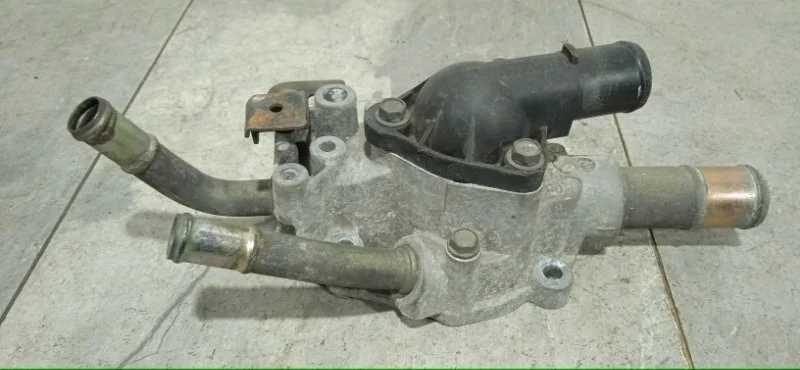 Корпус термостата NISSAN ALMERA 2002-2006 130499F600 N16