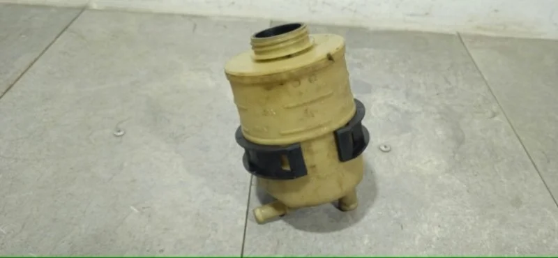 Бачок гидроусилителя руля RENAULT TRAFIC 2001-2014 7700782884