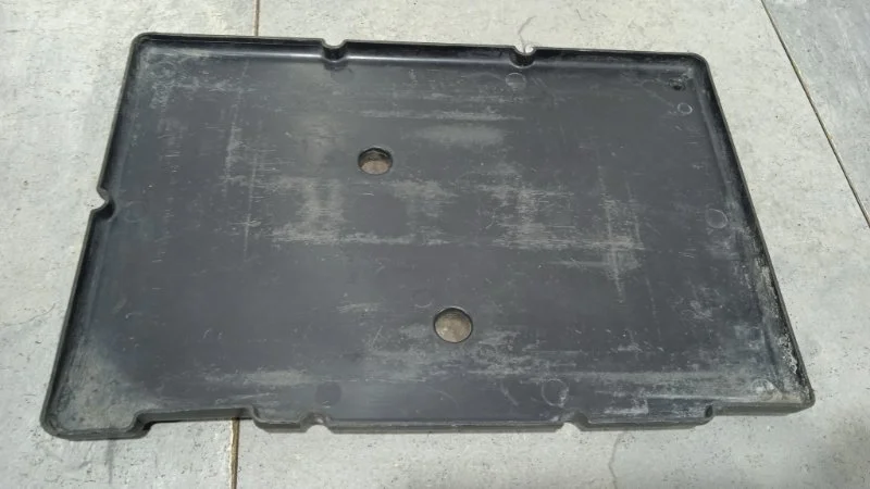 Площадка акб LEXUS RX 2003-2009 7443133011 MCU35