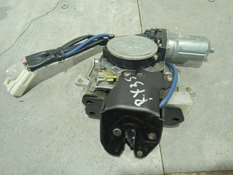 Замок багажника LEXUS RX 2003-2009 1638000020, задний