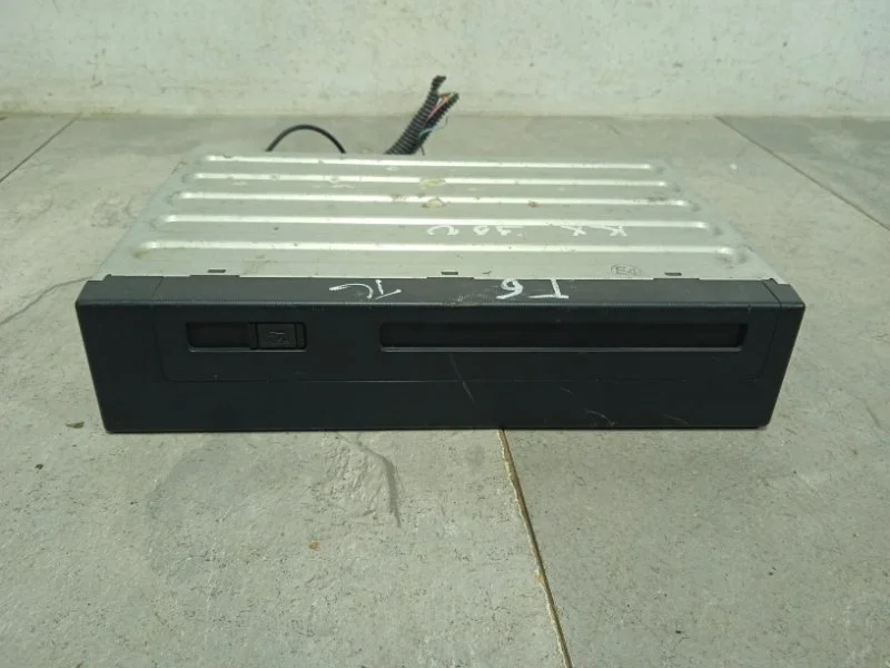 Блок управления навигацией LEXUS RX 2003-2006 8684113020 MCU35