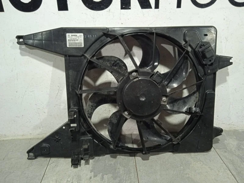 Вентилятор охлаждения радиатора RENAULT LOGAN 2012 8200765566 СЕДАН K7M F 710