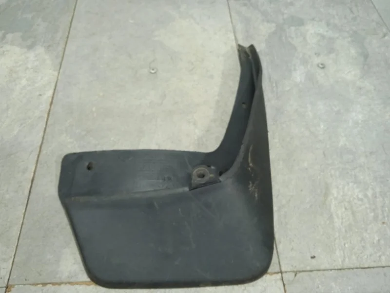 Брызговик RENAULT LOGAN 2004-2016 6001998164 1, задний правый