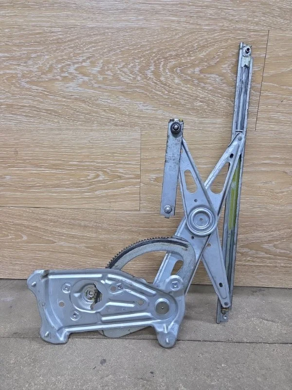 Трапеция стеклоподъемника RENAULT FLUENCE 2015 807210014R К4М 838, передняя левая