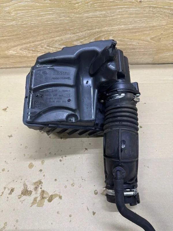 Корпус воздушного фильтра RENAULT FLUENCE 2015 8200947663 К4М 838