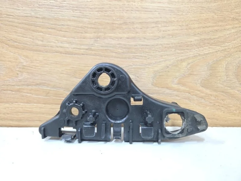 Кронштеин бампера RENAULT FLUENCE 2015 620940009R К4М 838, передний левый