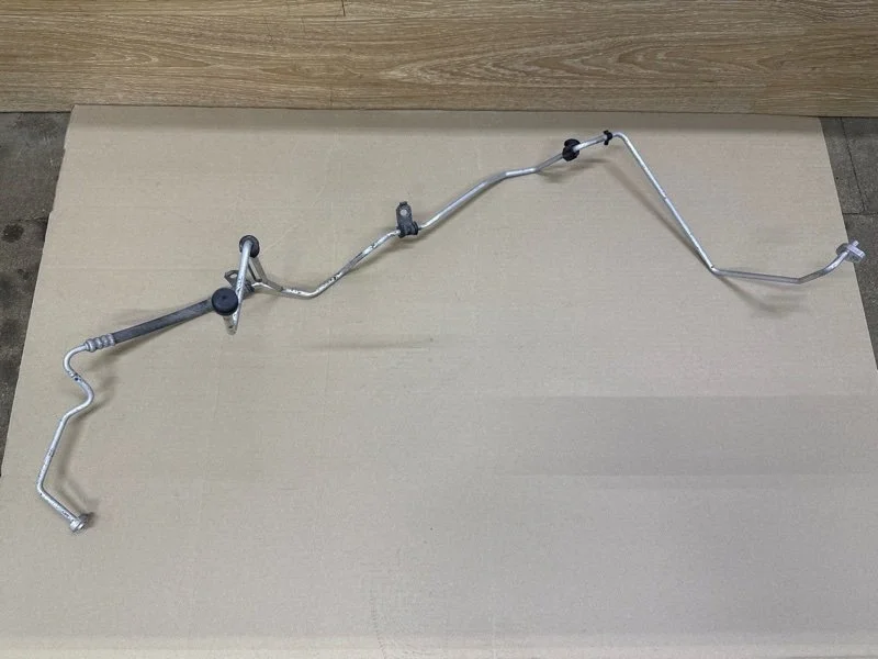 Трубка кондиционера RENAULT FLUENCE 2015 924406140R К4М 838