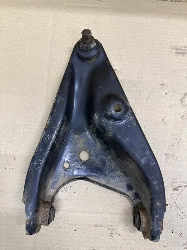 Рычаг подвески нижний RENAULT LOGAN 2018 545009976R 2, передний правый