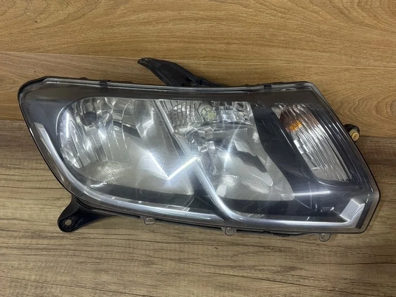 Фара галогеновая RENAULT LOGAN 2018 260105559R 2, правая