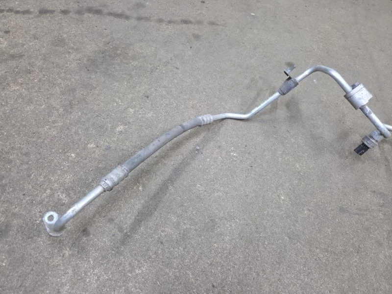 Трубка кондиционера RENAULT LOGAN 2018 924402763R 2