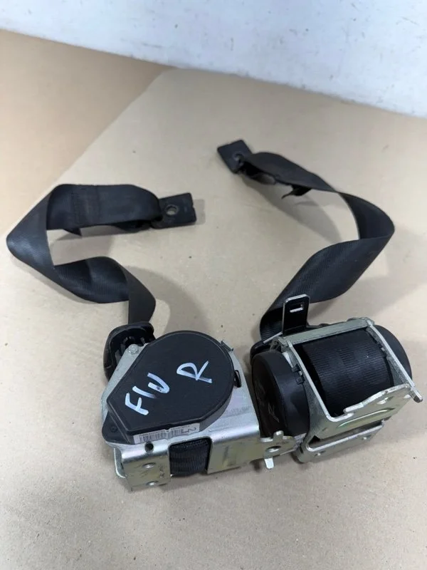 Ремень безопасности RENAULT FLUENCE 2015 888400034R К4М 838, задний