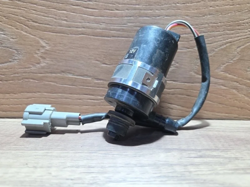 Моторчик бачка омывателя NISSAN X-TRAIL 2010-2015 28621EW70A T31