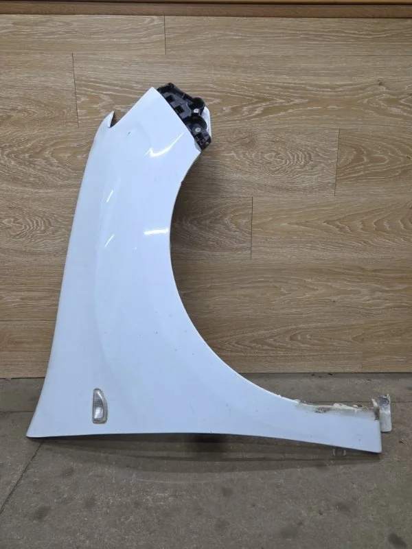 Крыло RENAULT LOGAN 2018 631008933R 2, переднее правое